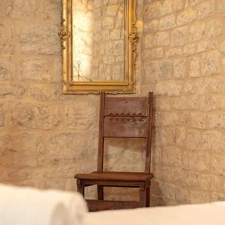 Golubica * Stari Grad (Hvar)